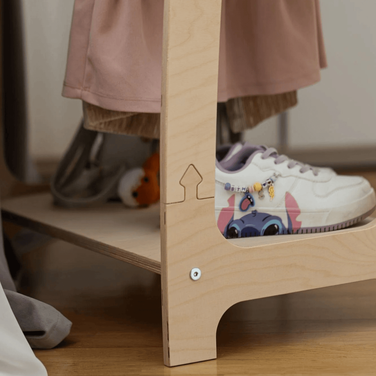 Arched Clothing Hanger - White