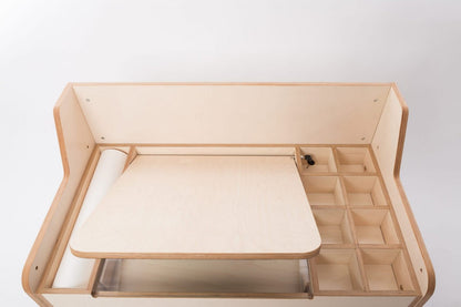 Multisensory Art Table/Desk Luula